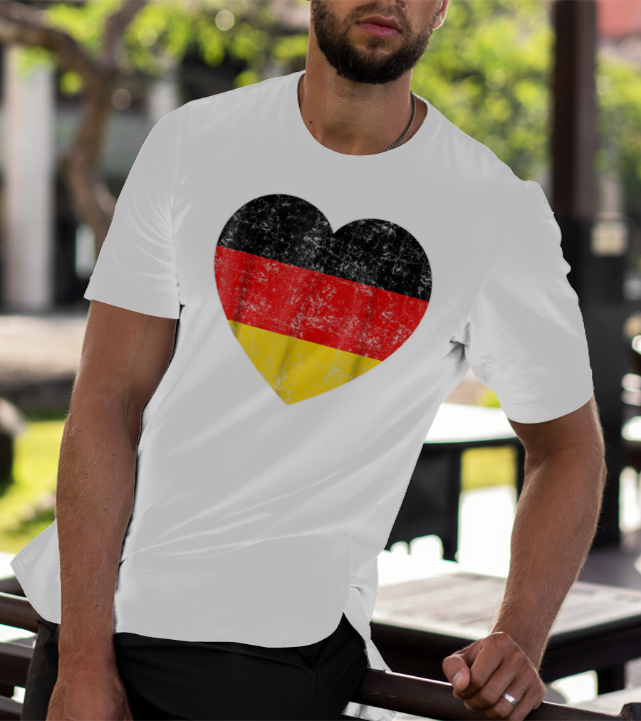 Oktoberfest German Flag Heart Germany Mom Wife56 Oktoberfest T-Shirt