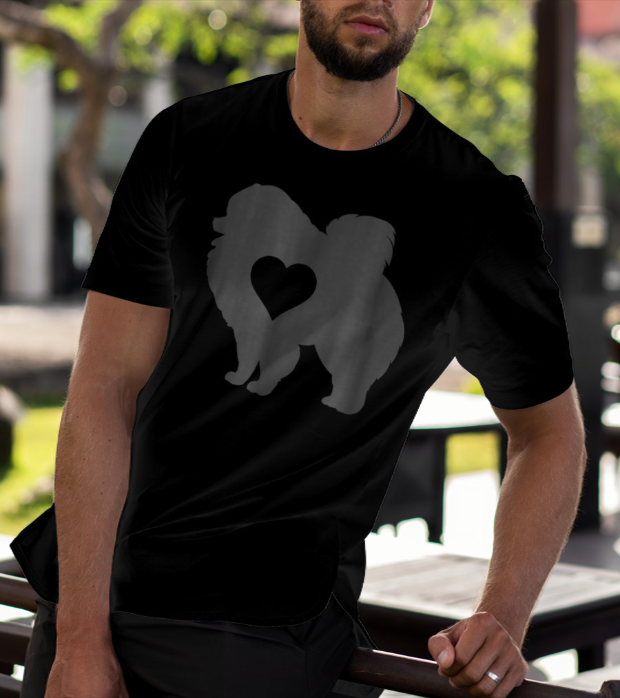 Pomeranian Love Heart Silhouette Dog Mom Idea T-Shirt