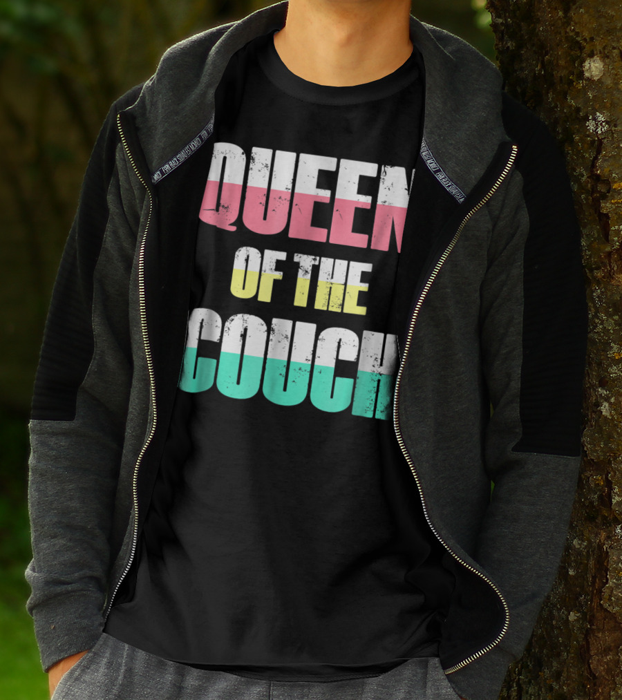 Queen Of The Couch Funny Mom Wife T-Shirt