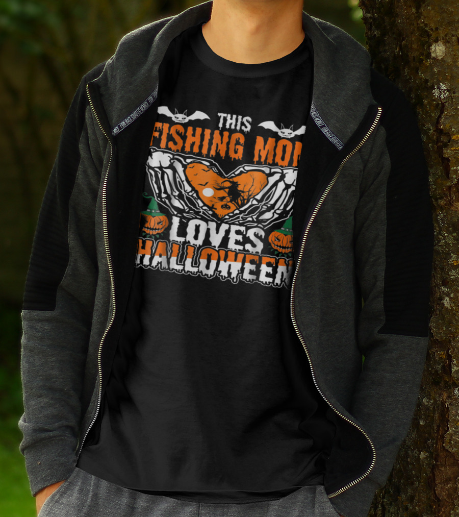 THIS FISHING MOM LOVES HALLOWEEN T-Shirt