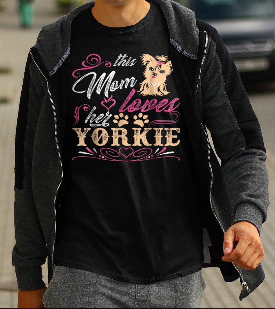 This Mom Loves Her Yorkie With Paw Prints And Heart Elements T-Shirt