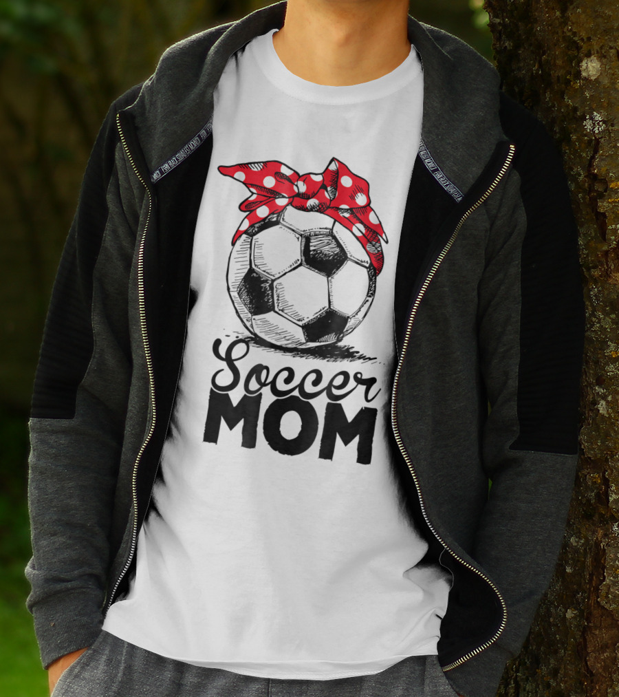 Funny Soccer Mom Polka Dot Bandana Vintage Soccer Fan Player17 T-Shirt