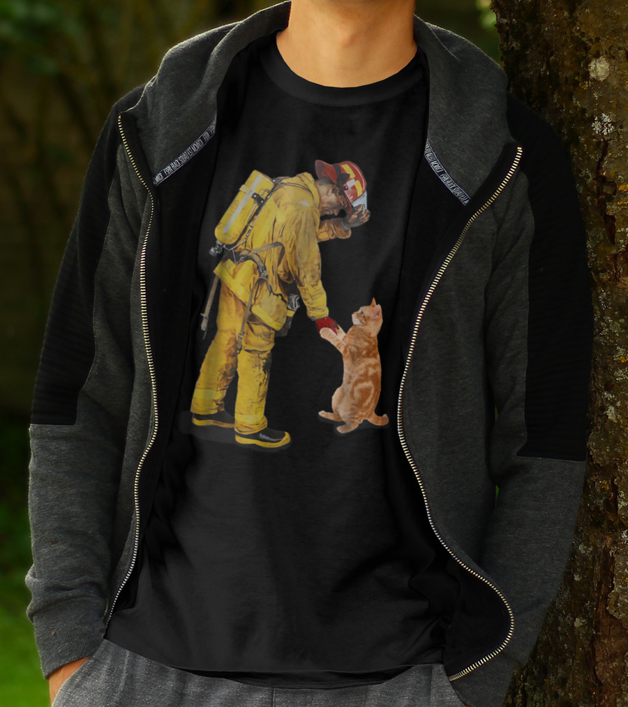 Cats Shaking Hands With Firefighter Mom T-Shirt