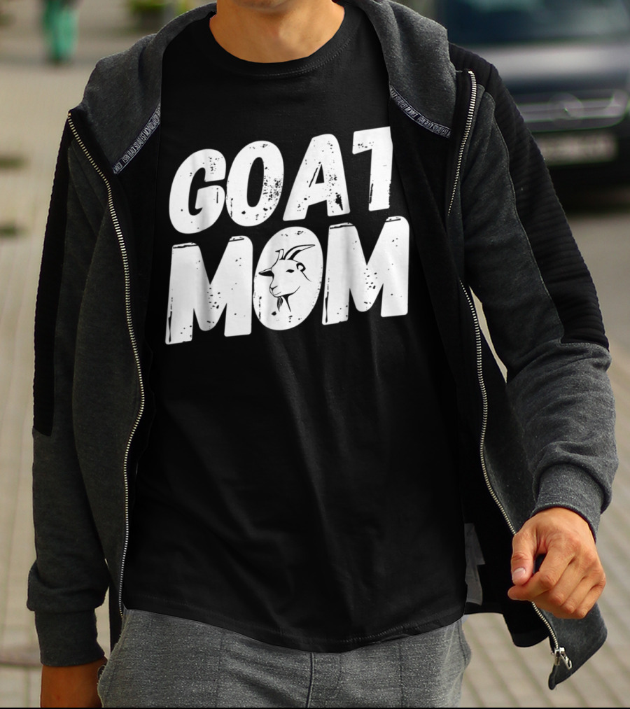 GOAT MOM T-Shirt