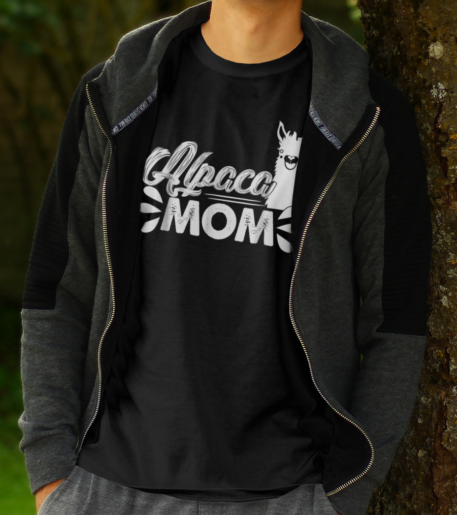 Alpaca Mom Cute Animal T-Shirt