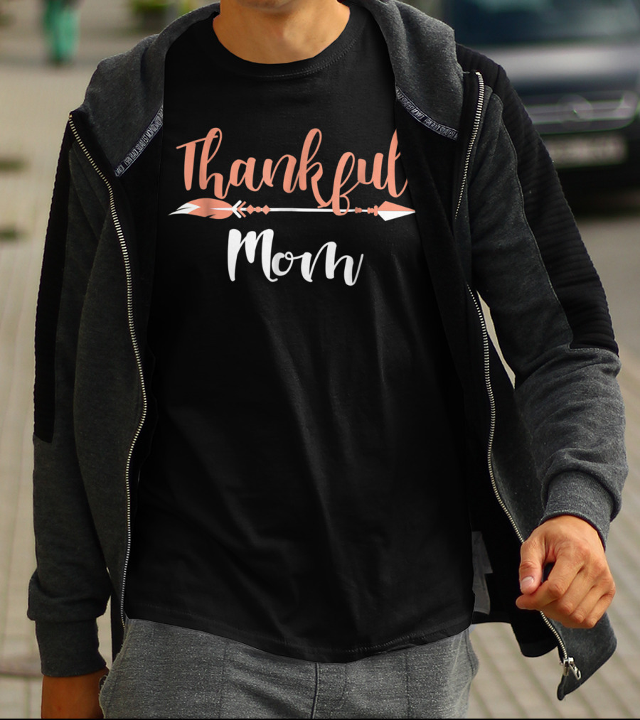 Thankful Mom Arrow T-Shirt