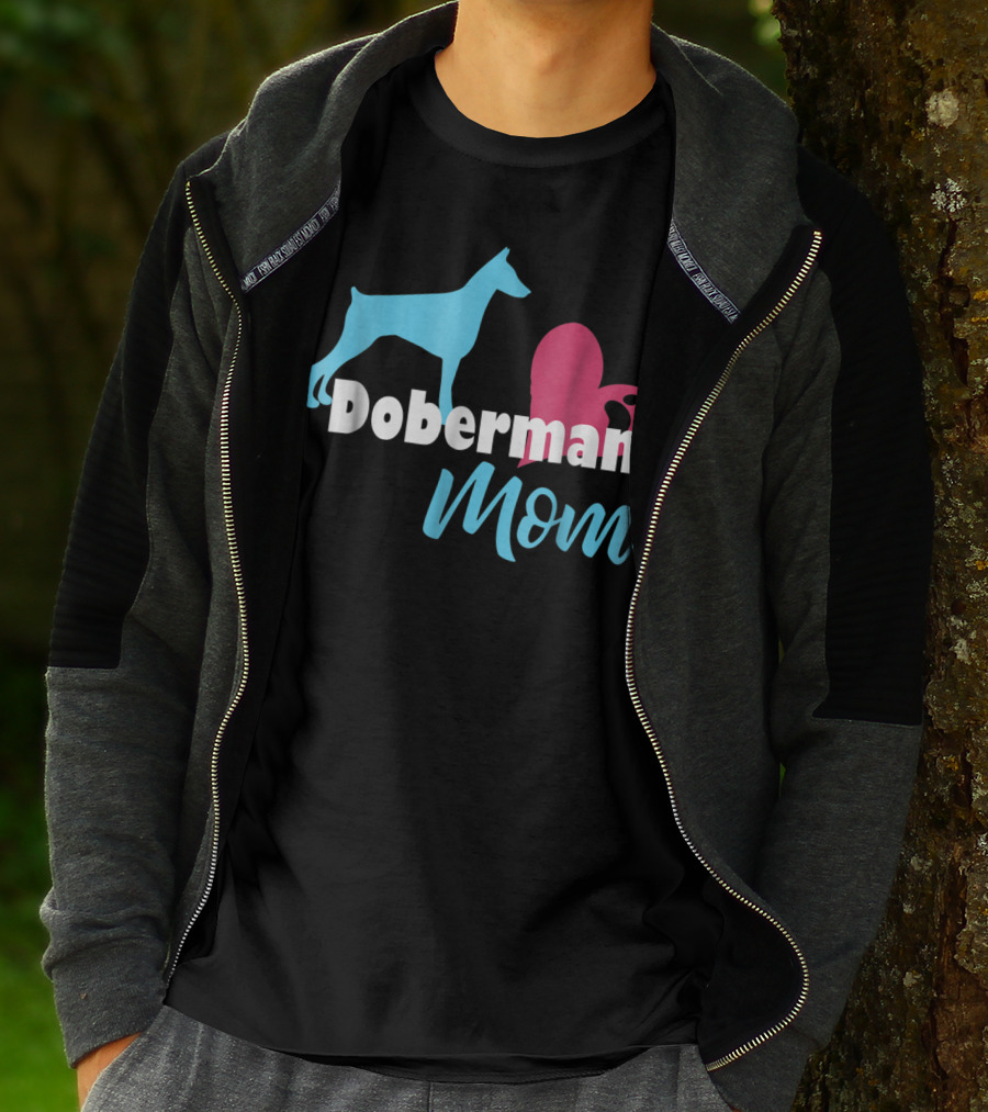 Doberman Mom Heart Paw Print For Awesome Doberman Lovers T-Shirt