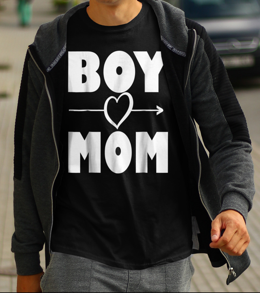 BOY MOM Heart With Arrow T-Shirt