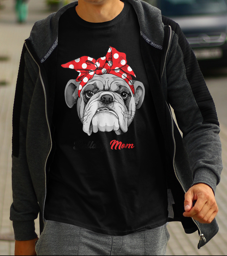 Bulldog Mom Polka Dot Bandana T-Shirt