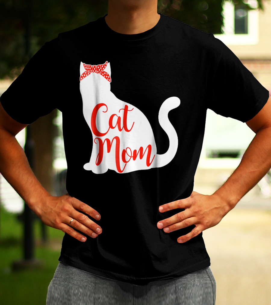 Cat Mom Cute Cat Owner Lover With Red Bow T-Shirt