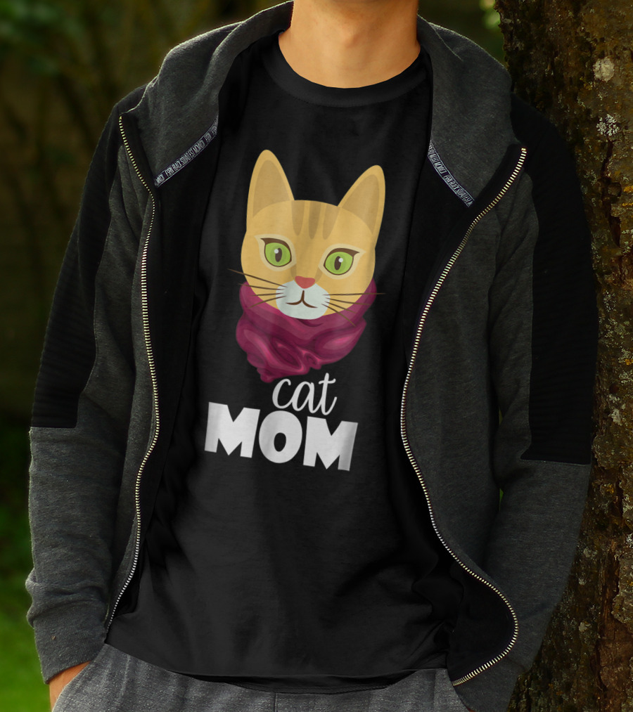 Cat Mom Funny For The Perfect Cat Mom In Your Family T-Shirt