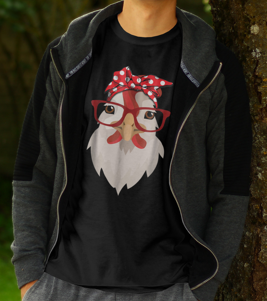 Chicken Mom Lady Farmer Thanksgiving Day Hen With Glasses And Polka Dot Bandana T-Shirt