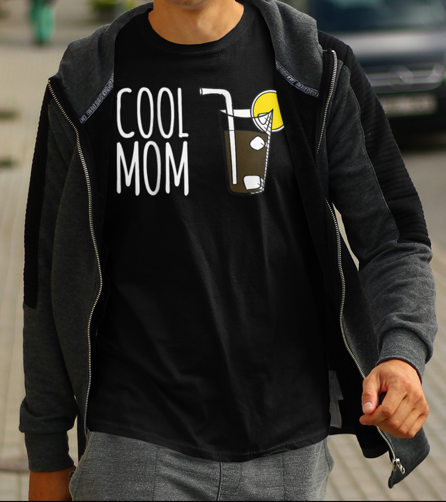 COOL MOM Lemon Drink With Ice And Straw T-Shirt