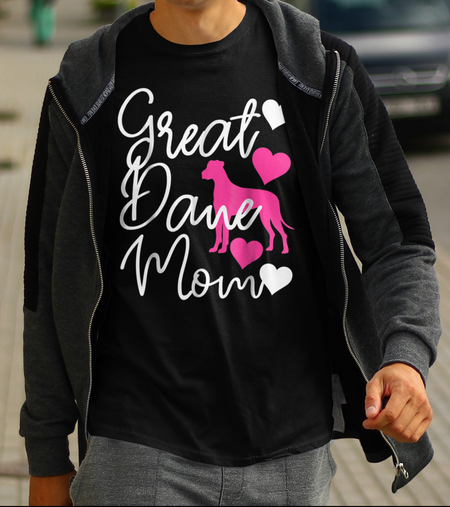 Great Dane Mom Hearts Pink T-Shirt