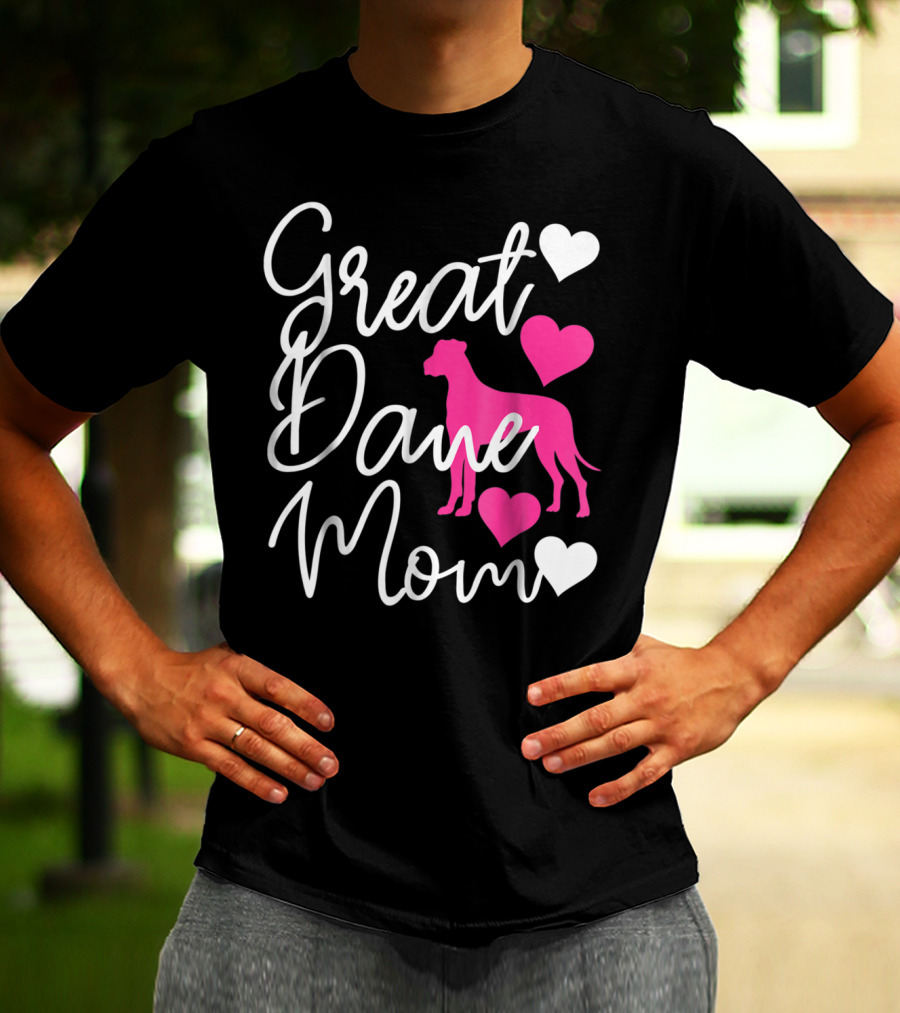 Great Dane Mom Hearts Pink T-Shirt