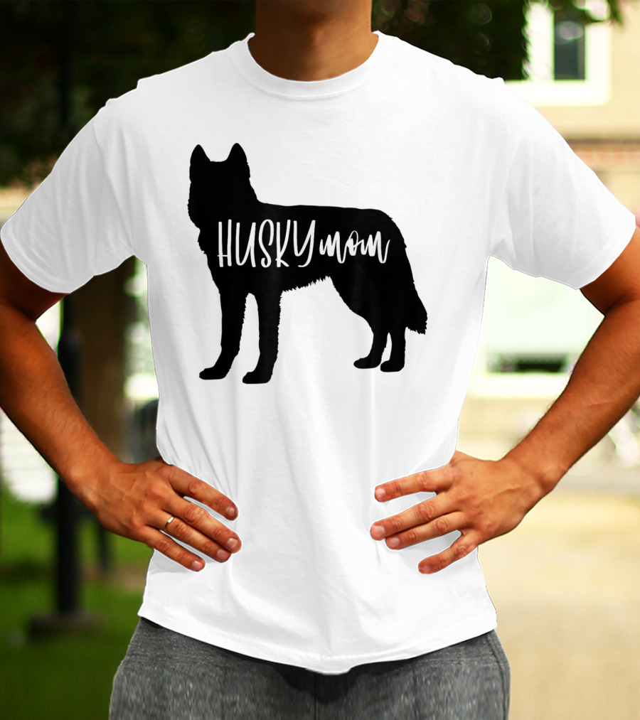 Husky Mom Cute Siberian Dog Mom T-Shirt