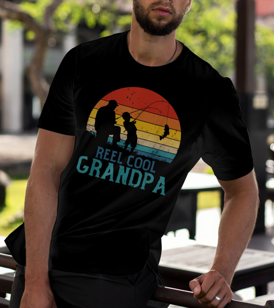 Reel Cool Grandpa Fishing Father's Day Grandfather Retro Sunset T-Shirt