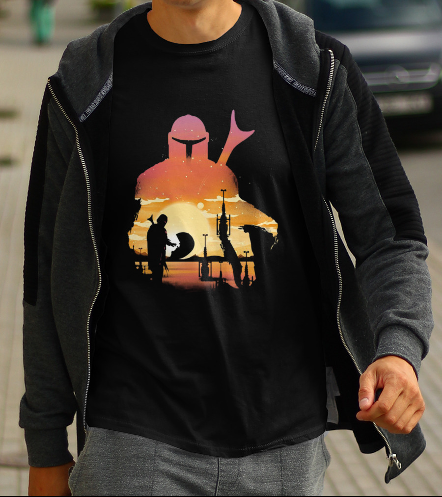 The Mandalorian Sunset Silhouette With Bounty Hunter And Child In Desert Scene T-Shirt