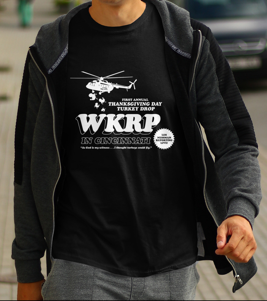 First Annual WKRP Thanksgiving Day Turkey Drop In Cincinnati Les Nessman Reporting Live T-Shirt