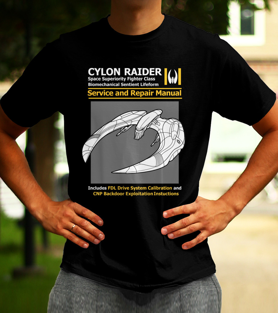 CYLON RAIDER Service And Repair Manual Biomechanical Sentient Lifeform Space Superiority Fighter Class T-Shirt
