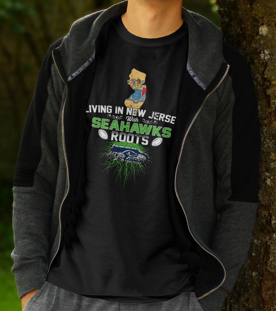 Living IN New Jersey With Seahawks Roots Map T-Shirt