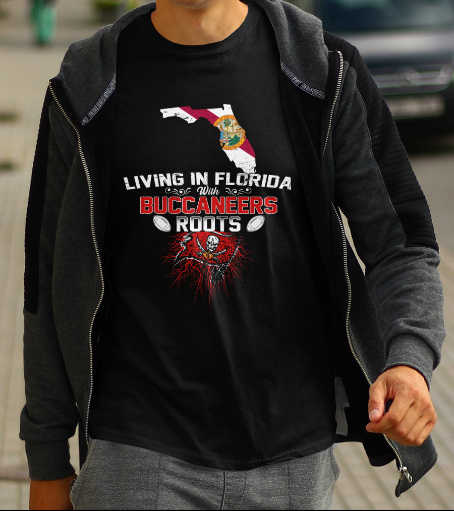 Living In Florida With Buccaneers Roots Football Flag Map Skull Emblem T-Shirt