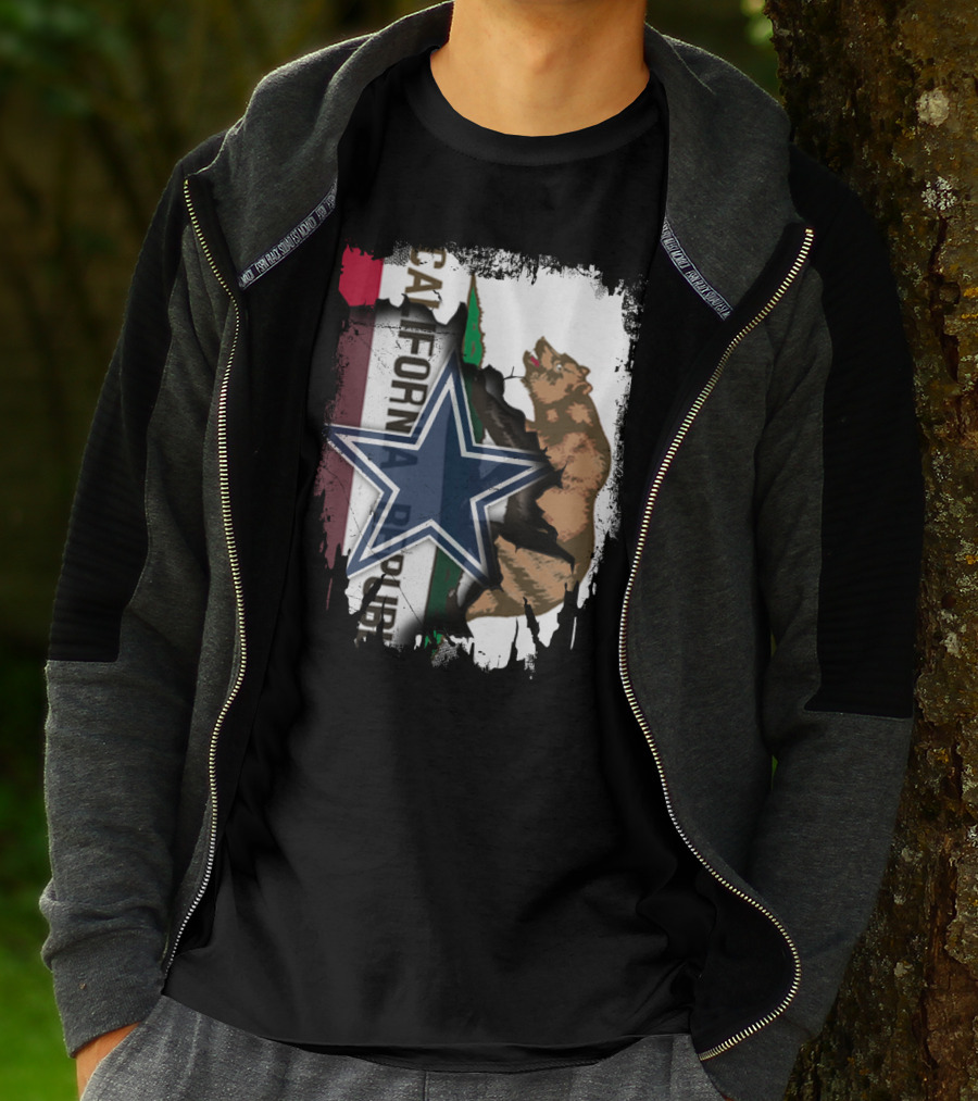 California Republic With Dallas Cowboys Star And Bear T-Shirt