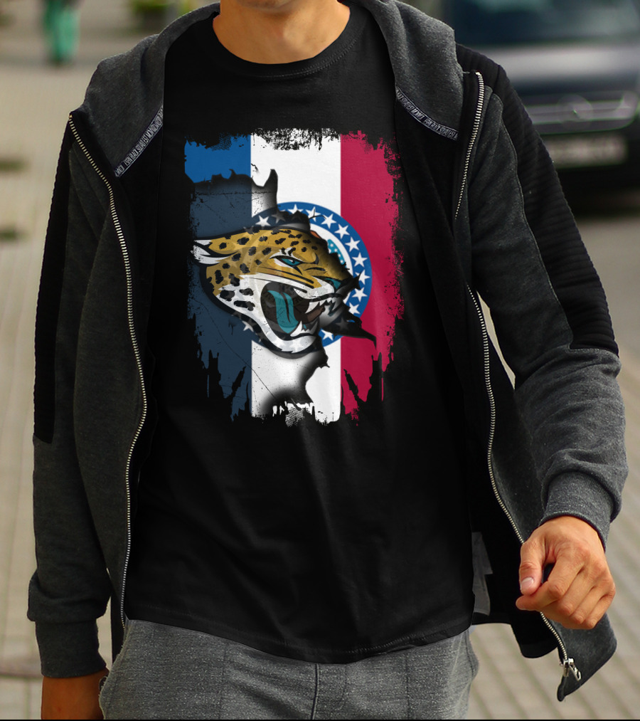 Missouri Flag With Jaguars Roaring Spirit T-Shirt