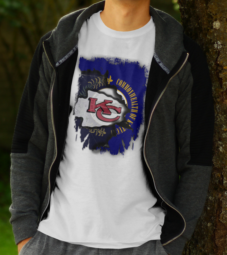 Kansas City Chiefs And Commonwealth Of Kentucky United T-Shirt