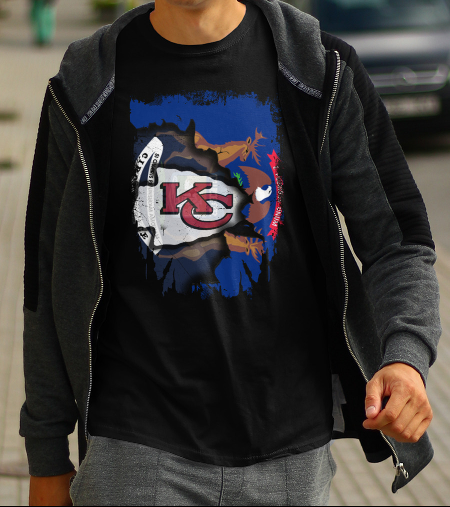 Michigan Flag And Kansas City Chiefs Logo Fusion T-Shirt