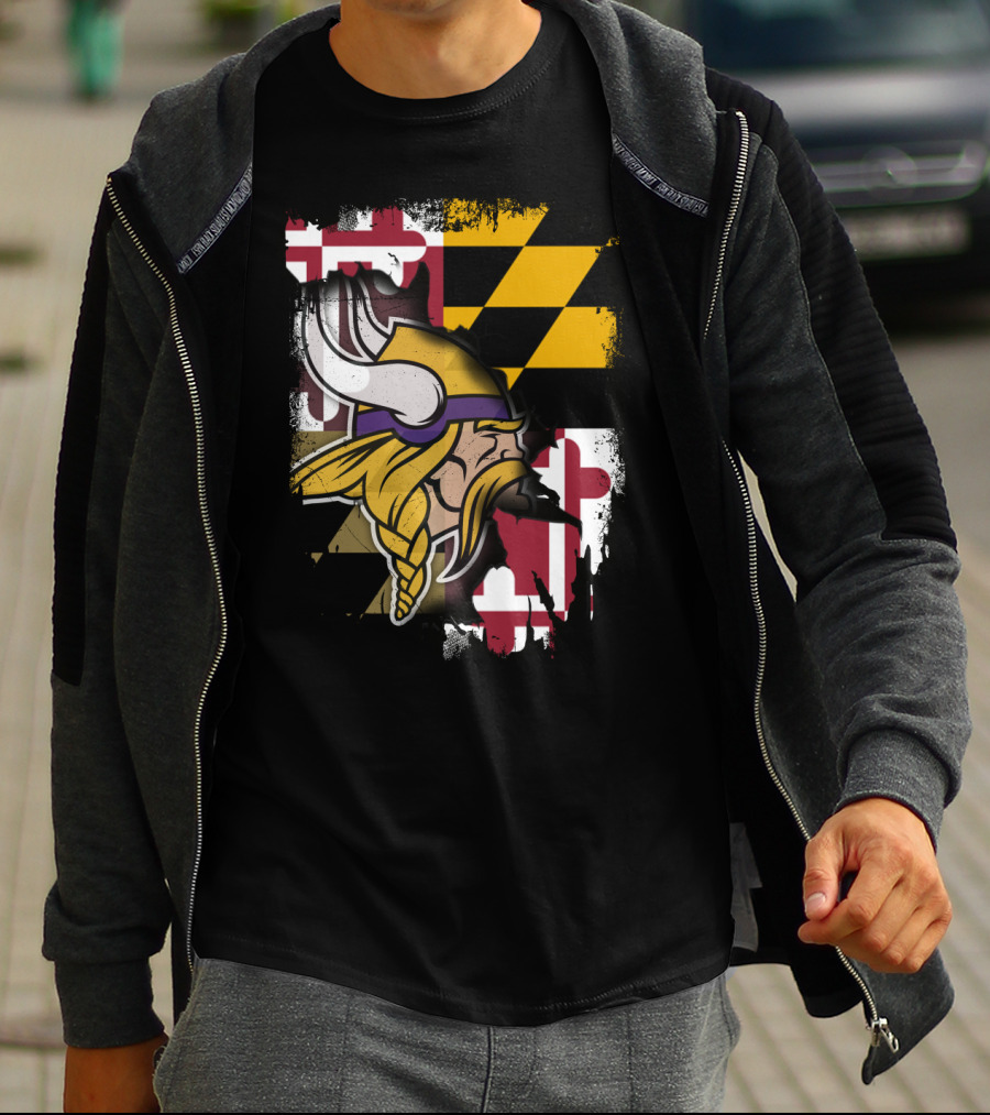 Vikings Helmet Art With Maryland Flag Background T-Shirt