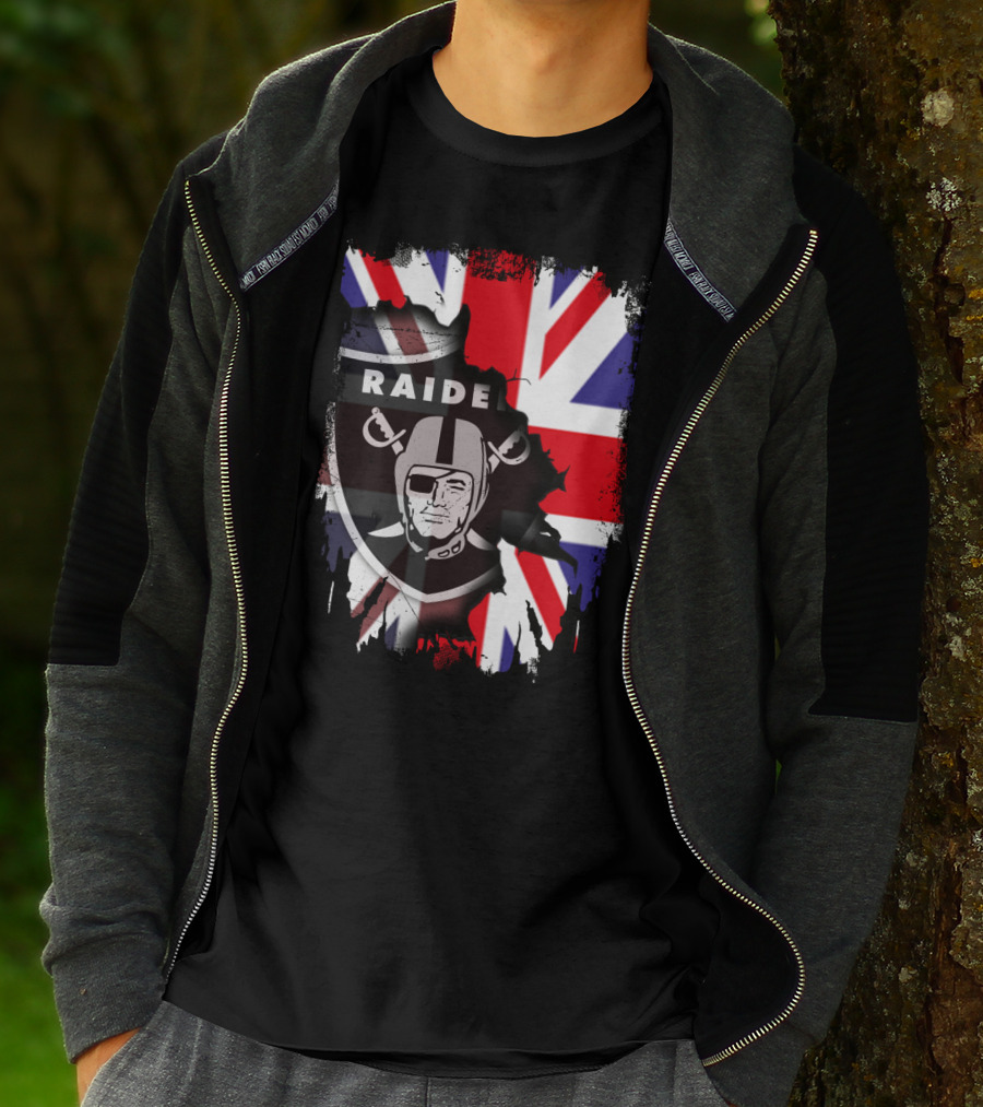 Raider Helmet With Union Jack Flag Fusion T-Shirt