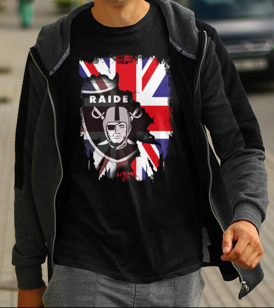Raider Helmet With Union Jack Flag Fusion T-Shirt