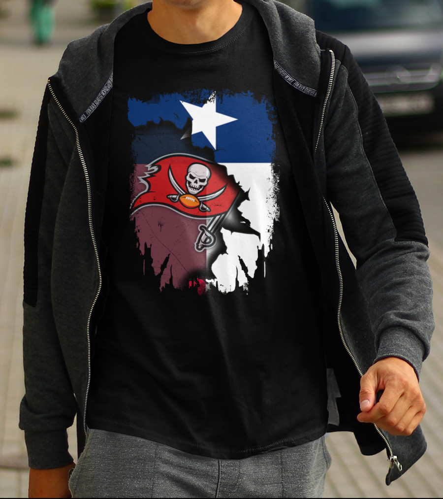 Texas Flag And Tampa Bay Buccaneers Skull And Swords Football Logo Combination T-Shirt