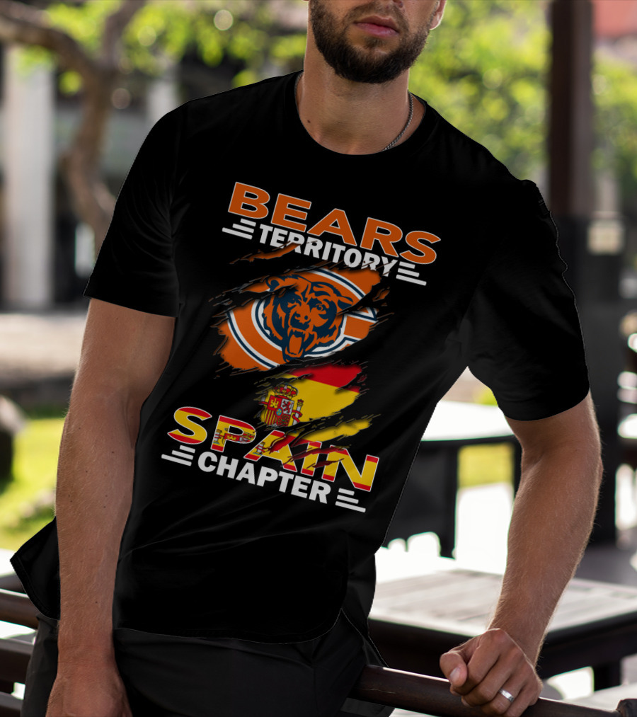 Bears Territory Spain Chapter Chicago Bears Flag T-Shirt