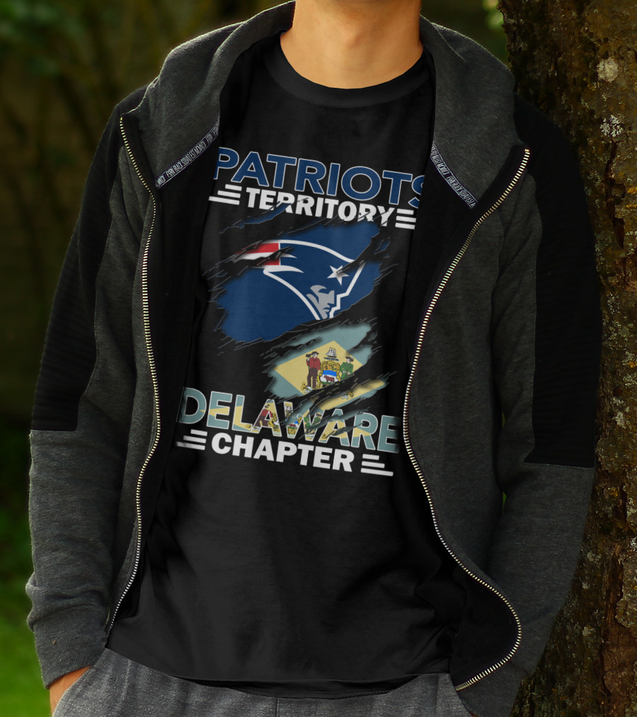 Patriots Territory Delaware Chapter New England Football Fan Flag Edition T-Shirt
