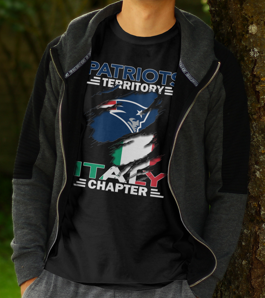 Patriots Territory Italy Chapter New England Logo Italian Flag T-Shirt