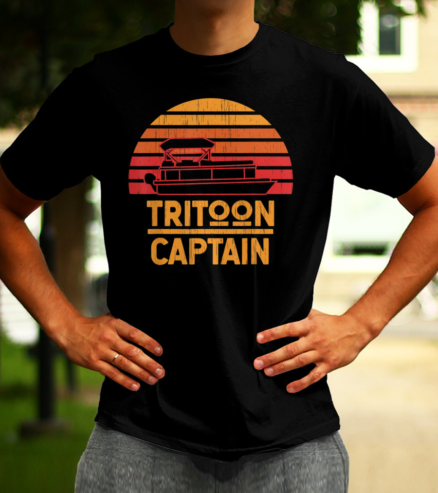 Tritoon Captain Vintage Sunset Boating Pontoon T-Shirt