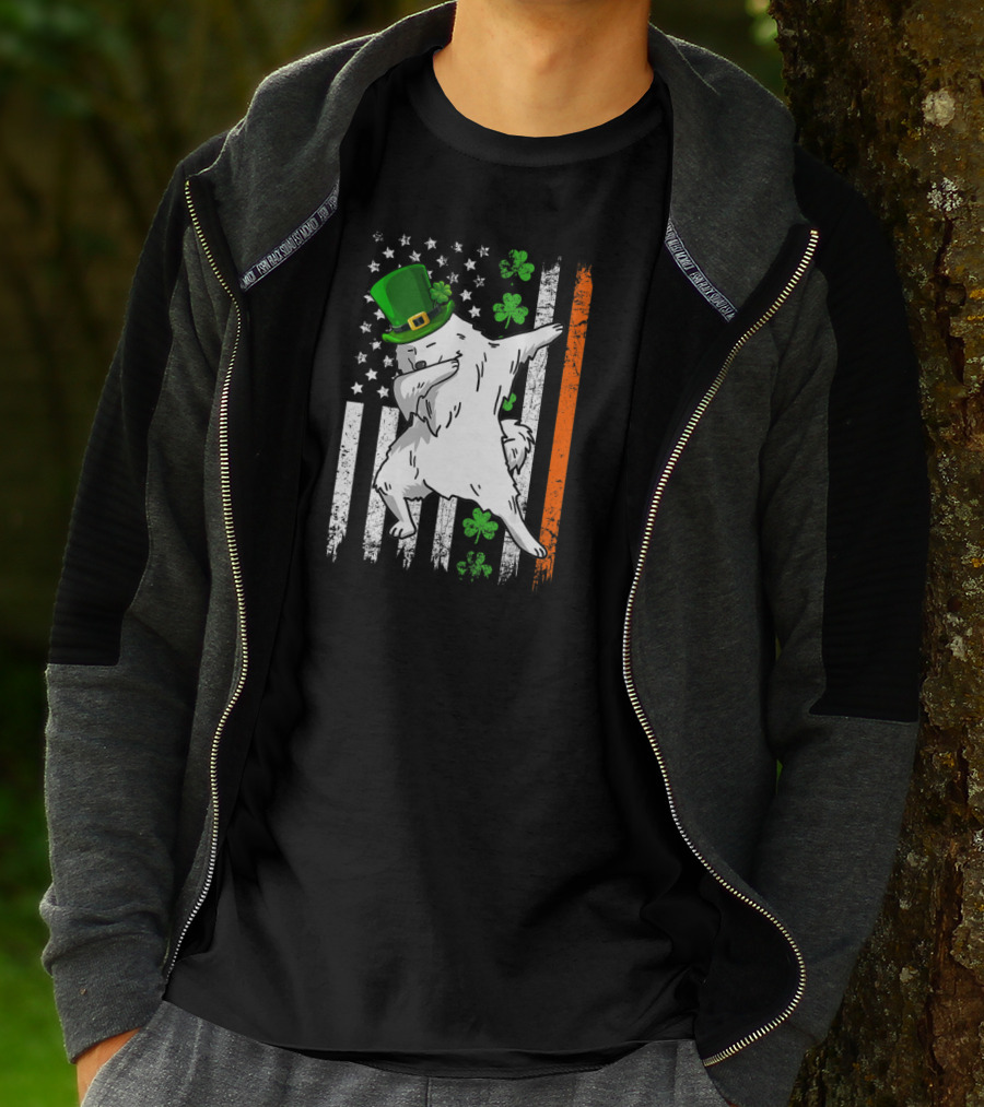 Dabbing Samoyed Leprechaun Patrick Irish Flag Shamrocks T-Shirt