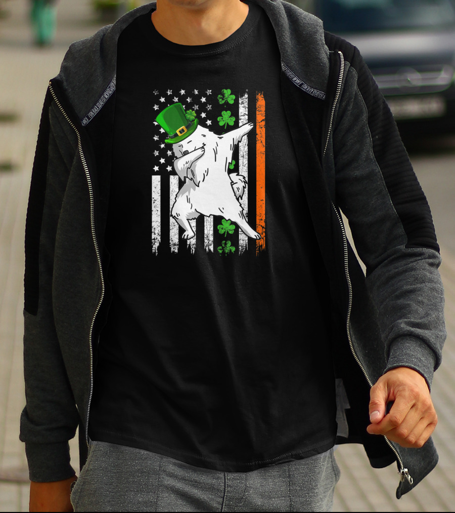 Dabbing Samoyed Leprechaun Patrick Irish Flag Shamrocks T-Shirt