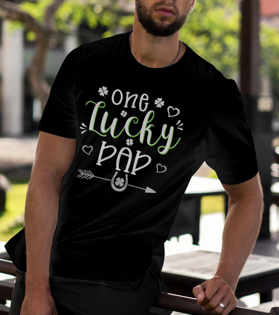 One Lucky Dad Shamrock Horseshoe St Patrick's Day T-Shirt
