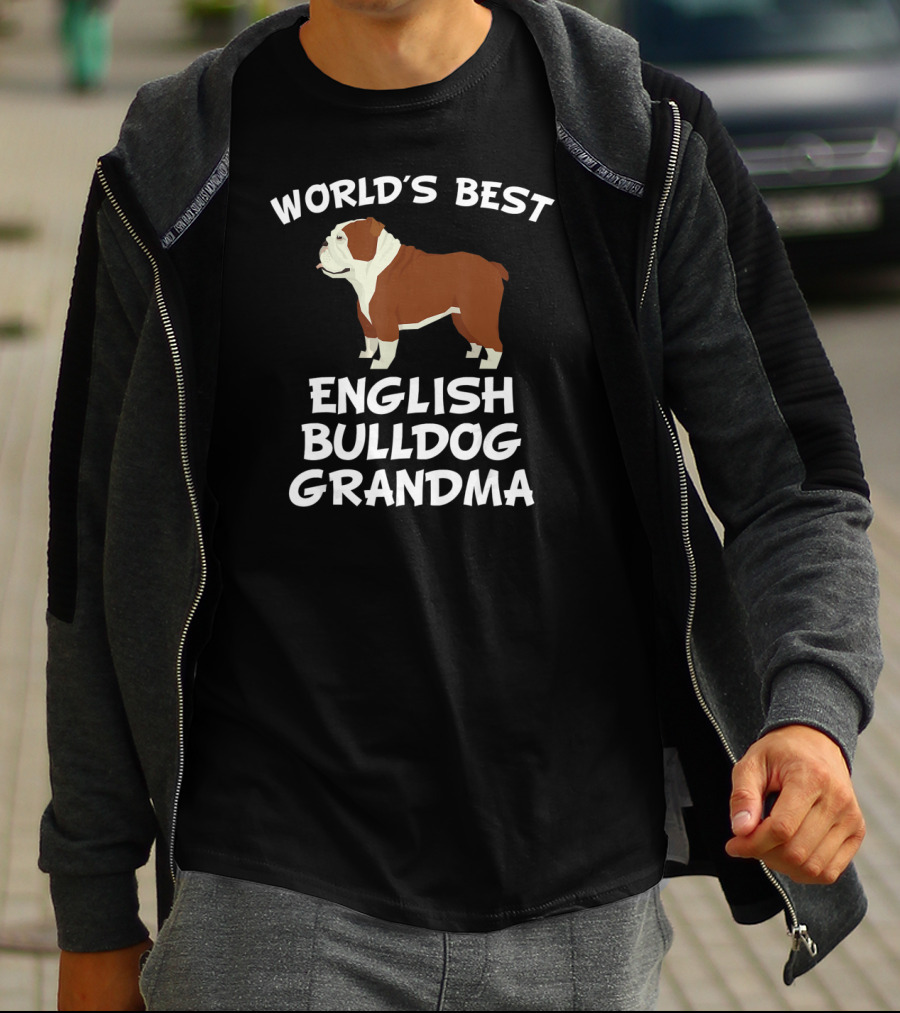 WORLD'S BEST ENGLISH BULLDOG GRANDMA T-Shirt