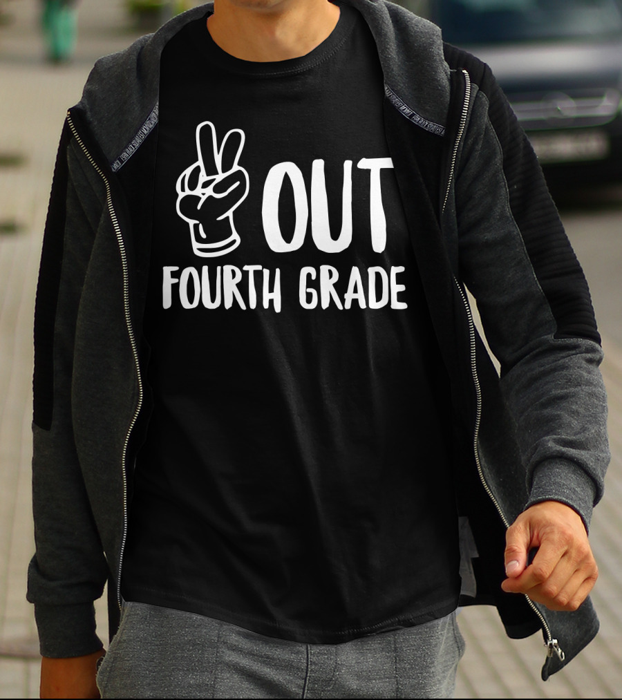 Peace Out Fourth Grade Last Day School V Sign T-Shirt