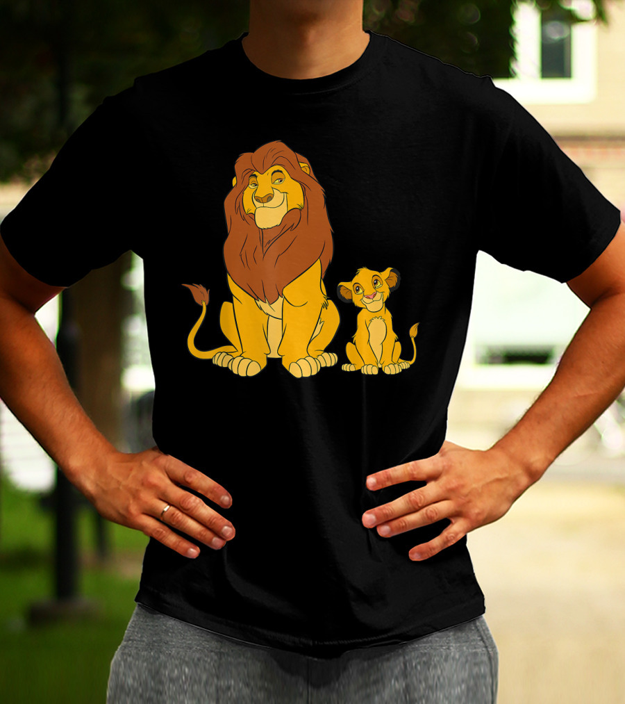 Disney The Lion King Mufasa And Young Simba Sitting Together T-Shirt