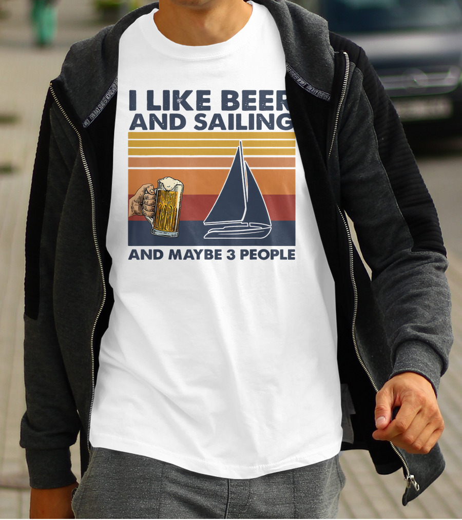 I Like Beer And Sailing With Maybe 3 People Retro Sailboat And Beer Mug T-Shirt
