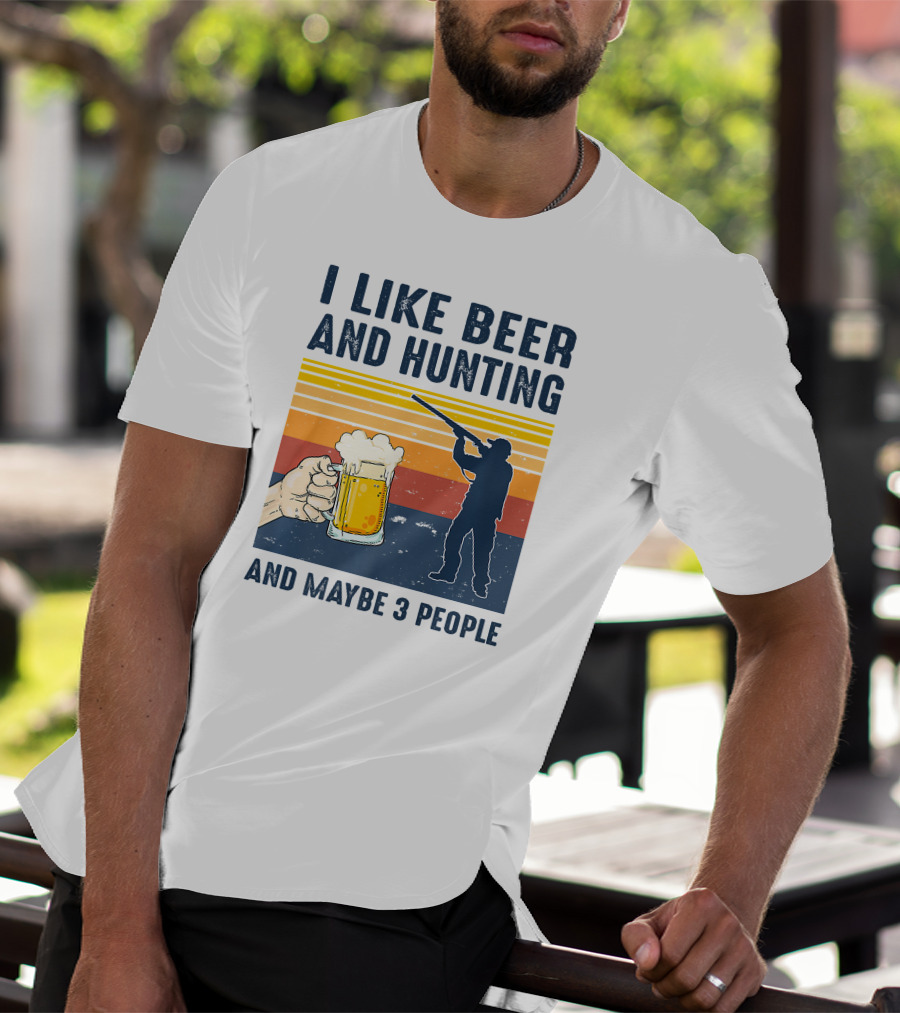 I Like Beer And Hunting Maybe 3 People Sunrise Silhouette Retro T-Shirt