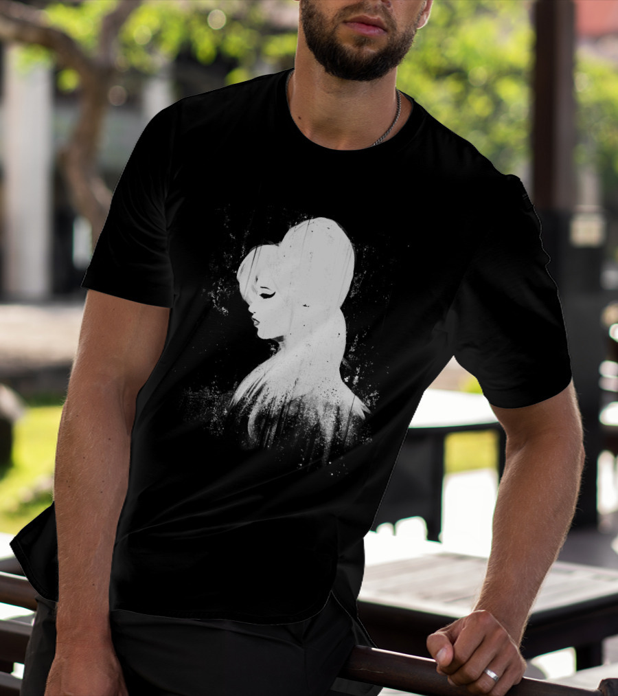 Amy Winehouse Back To Black Silhouette Iconic T-Shirt