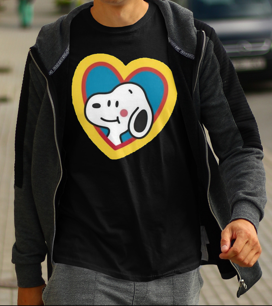 Snoopy Heart Love Peanuts Cartoon T-Shirt