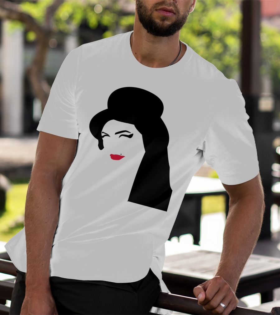 Amy Winehouse Iconic T-Shirt