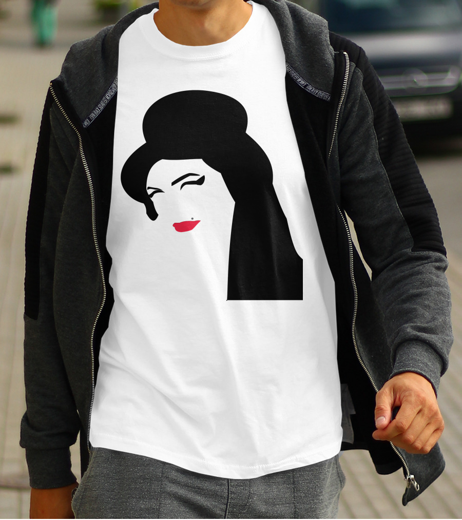 Amy Winehouse Iconic T-Shirt